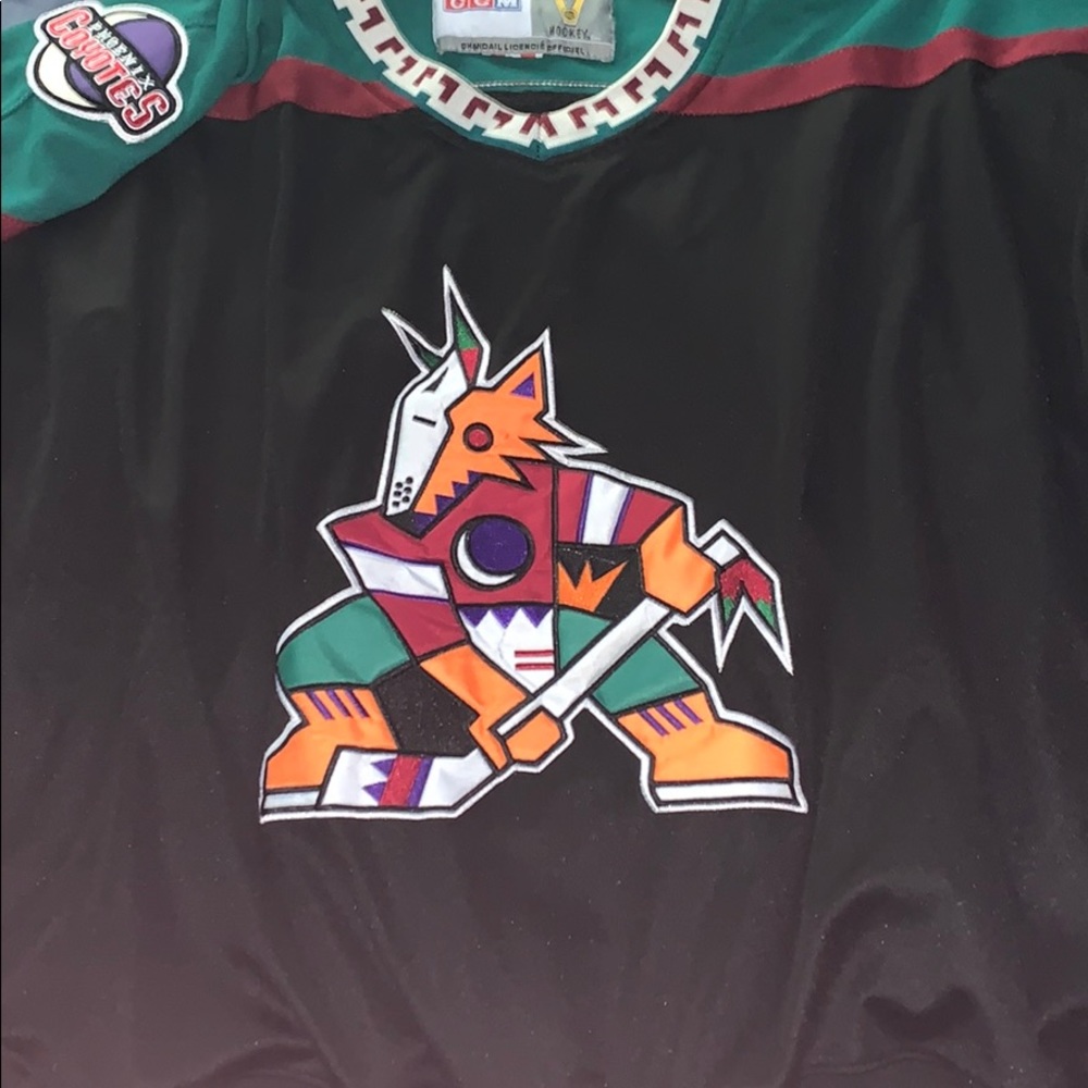 Arizona Coyotes Retro Jersey